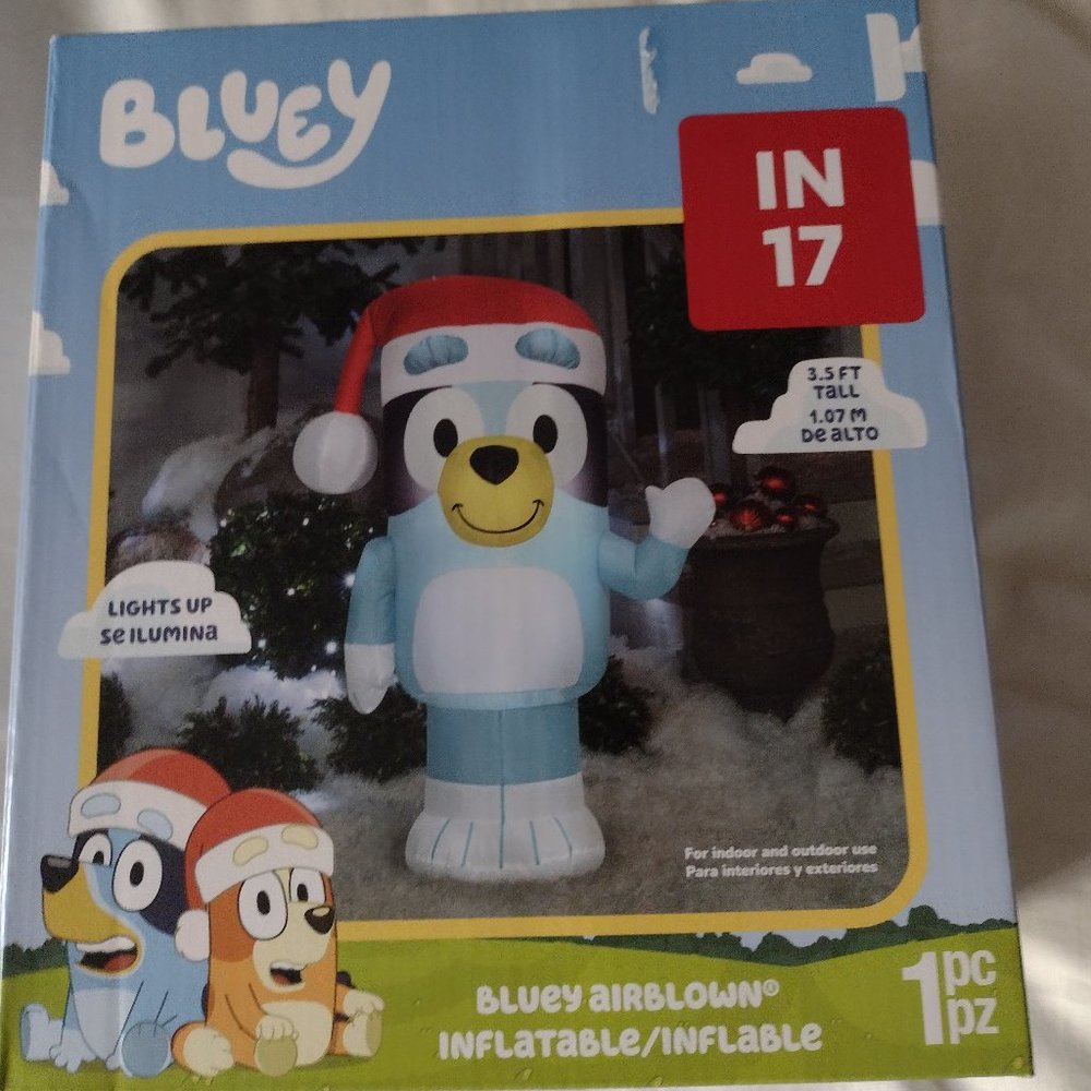 Bluey Christmas Inflatable! 3.5 feet tall. Brand new in box
